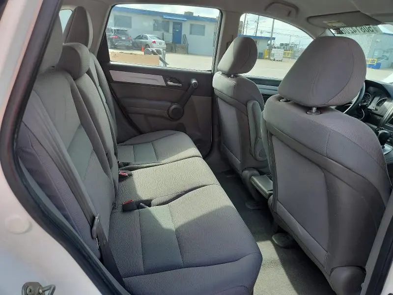 2011 HONDA CR-V LX  