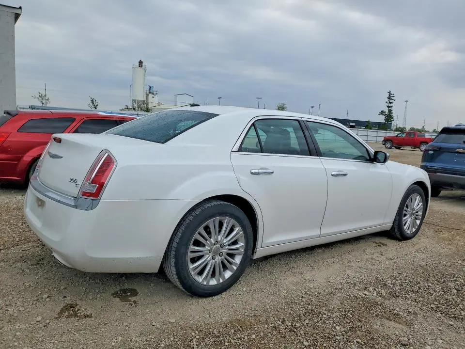 2012 CHRYSLER 300C   