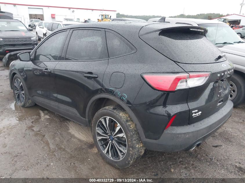 2022 FORD ESCAPE SE