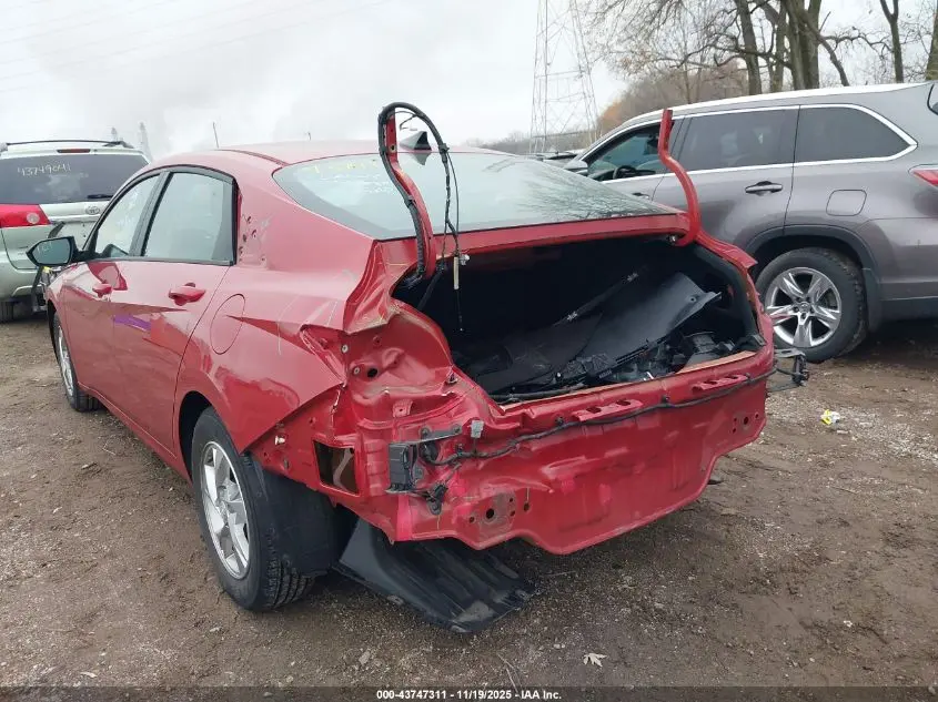 2022 HYUNDAI ELANTRA SE