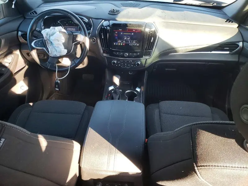 2023 CHEVROLET TRAVERSE LT  