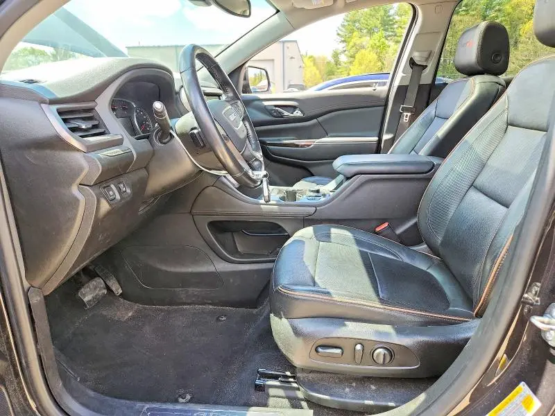 2020 GMC ACADIA AT4  