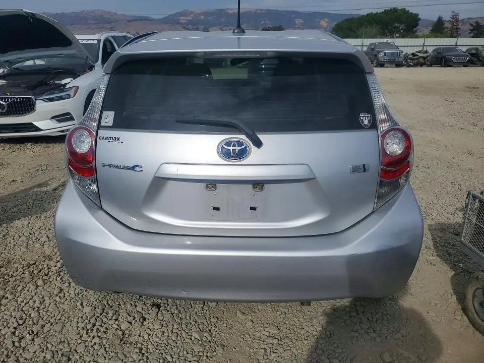 2014 TOYOTA PRIUS C THREE  