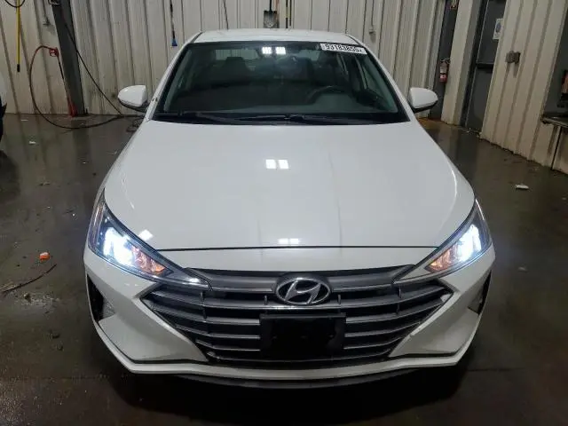 2020 HYUNDAI ELANTRA SE  