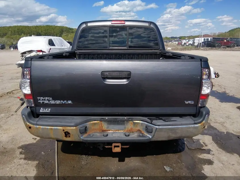 2013 TOYOTA TACOMA BASE V6