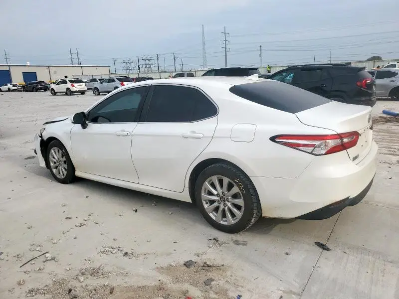 2020 TOYOTA CAMRY LE  