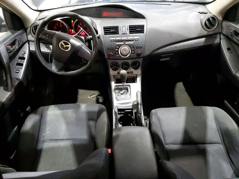 2011 MAZDA 3 I  