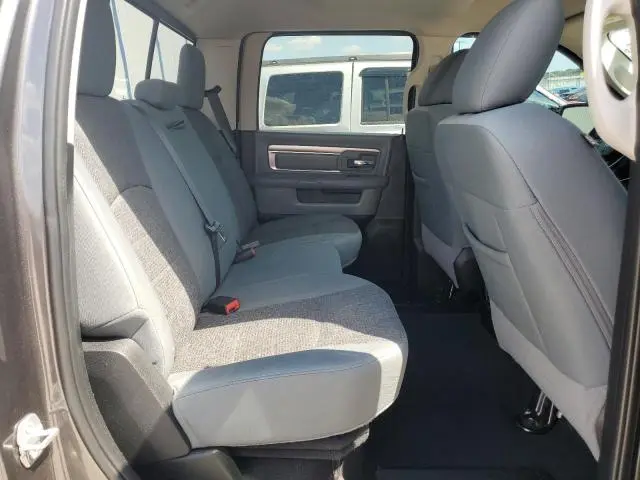 2018 RAM 1500 SLT