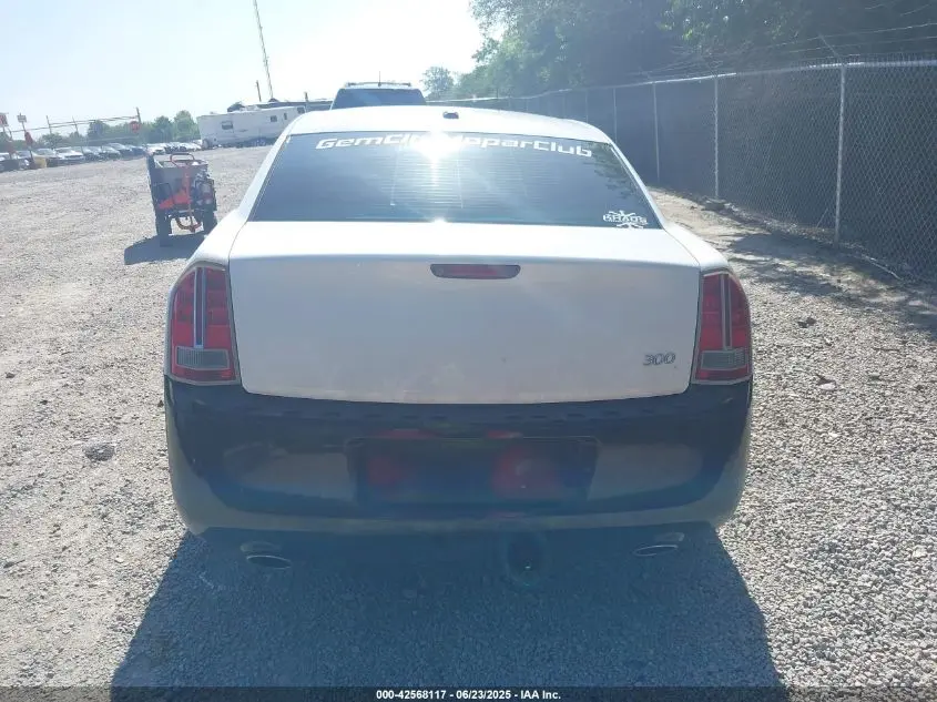 2013 CHRYSLER 300C  