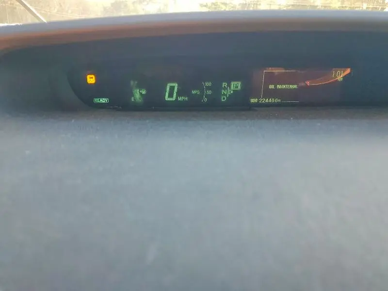 2010 TOYOTA PRIUS III  
