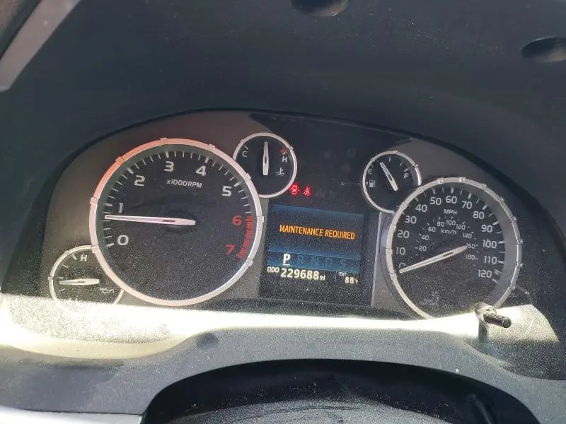 2017 TOYOTA TUNDRA SR5  