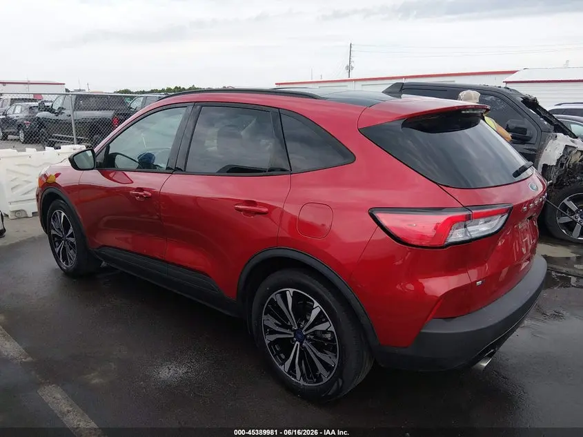 2022 FORD ESCAPE SE