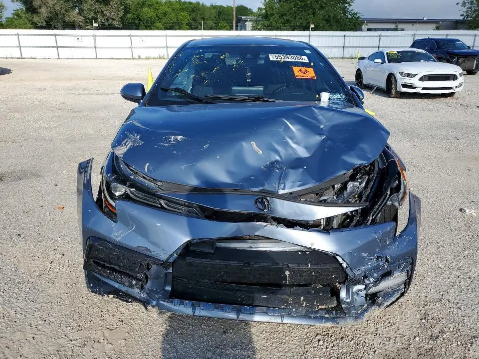 2022 TOYOTA COROLLA SE  