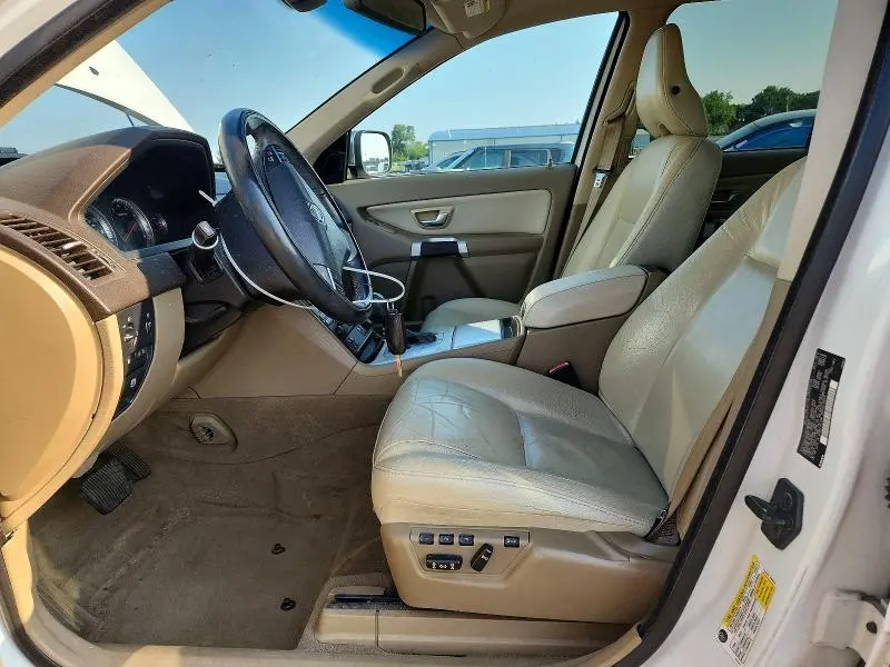 2014 VOLVO XC90 3.2  