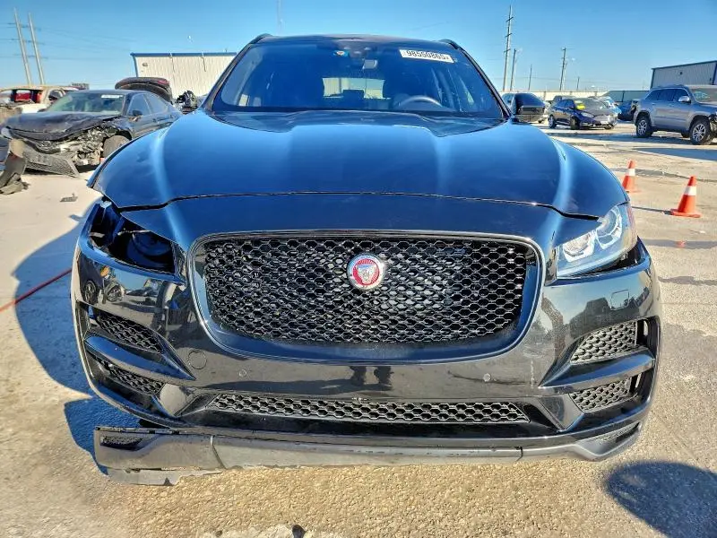 2020 JAGUAR F-PACE PREMIUM  