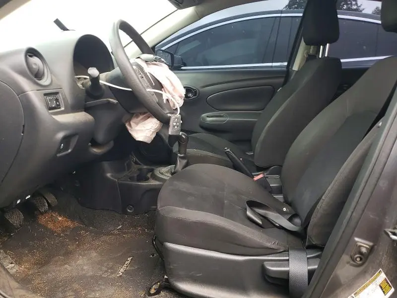 2018 NISSAN VERSA S  