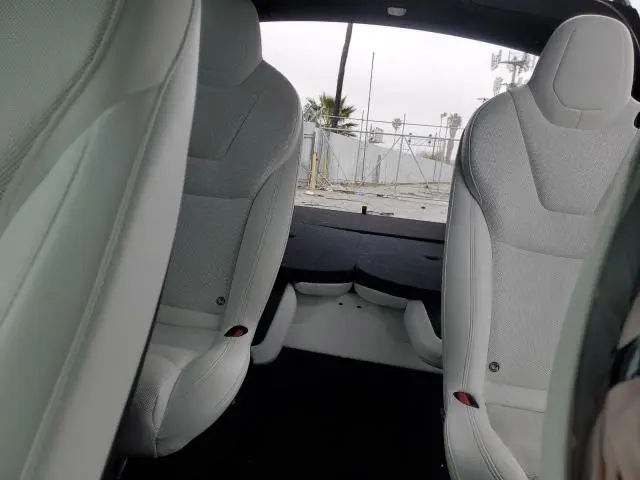 2024 TESLA MODEL X 