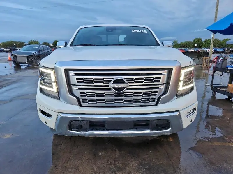 2023 NISSAN TITAN SV  