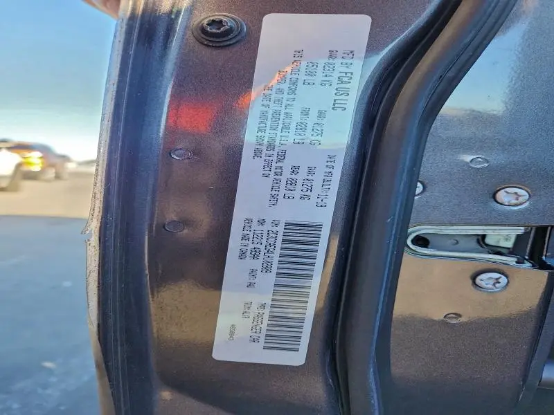 2020 CHRYSLER 300 LIMITED  