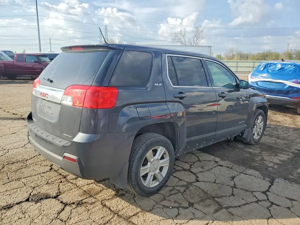 2013 GMC TERRAIN SLE  