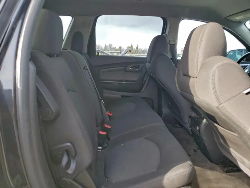 2010 CHEVROLET TRAVERSE LT  