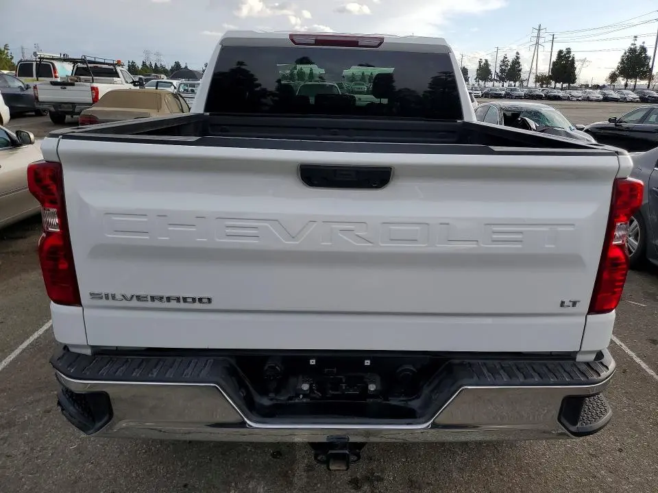 2025 CHEVROLET SILVERADO C1500 LT  