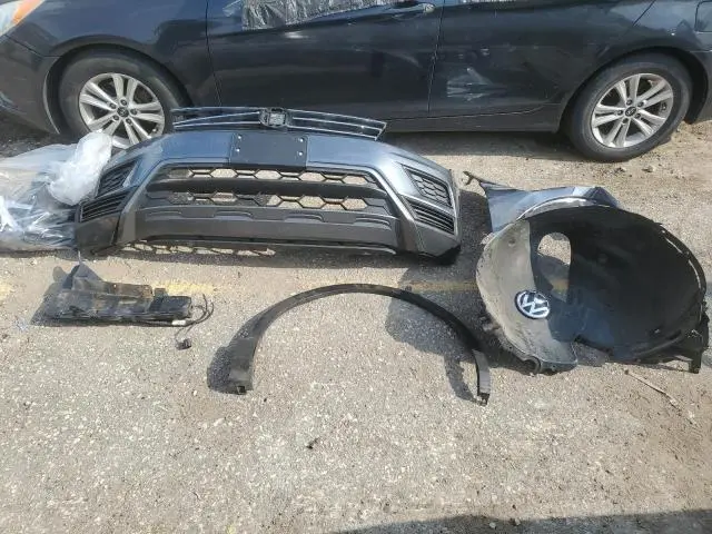 2019 VOLKSWAGEN TIGUAN S  