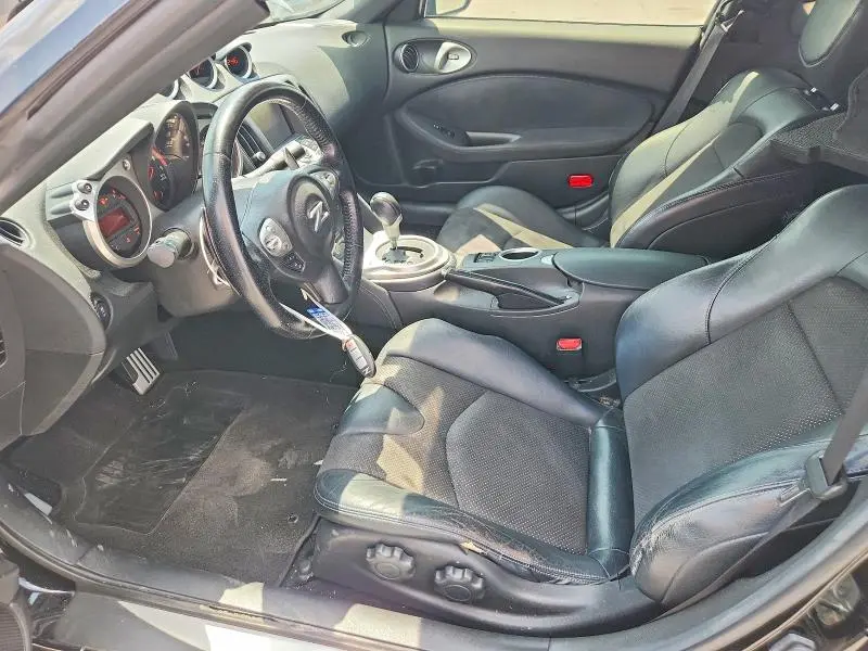 2014 NISSAN 370Z   