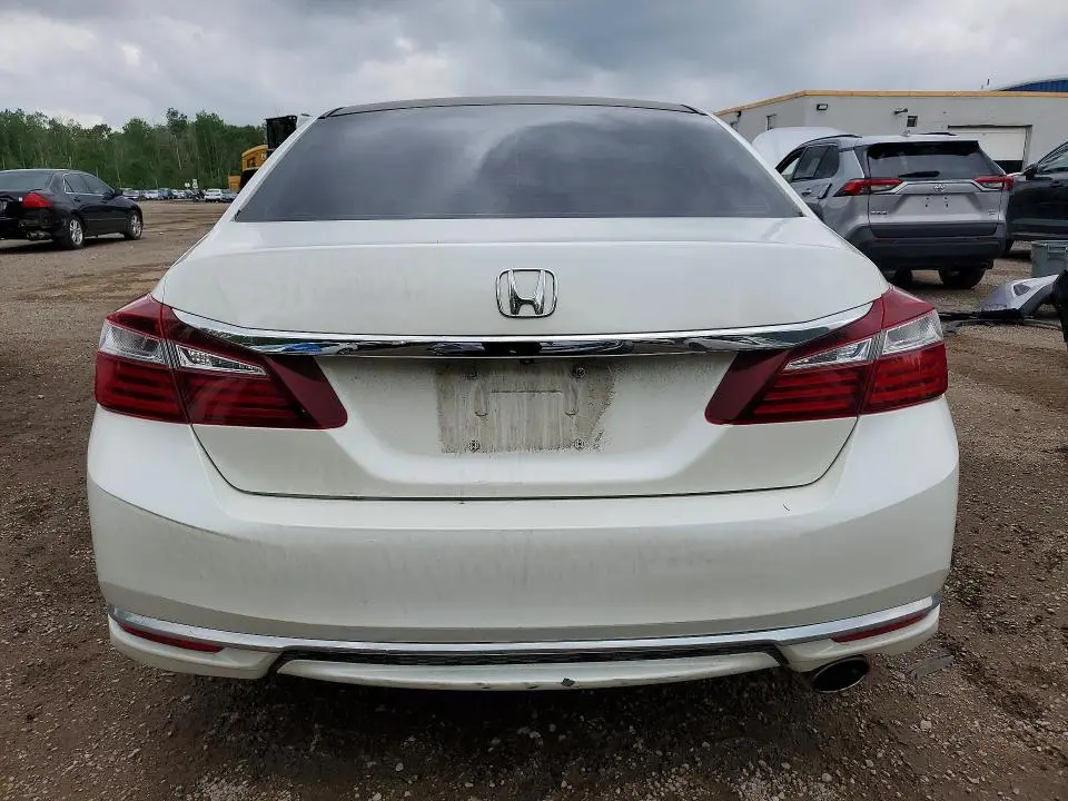 2017 HONDA ACCORD LX  