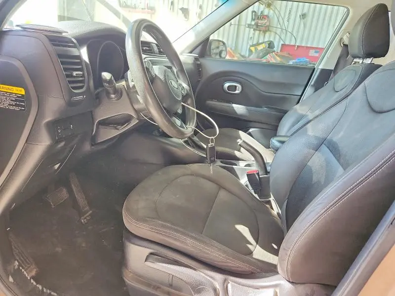 2016 KIA SOUL   
