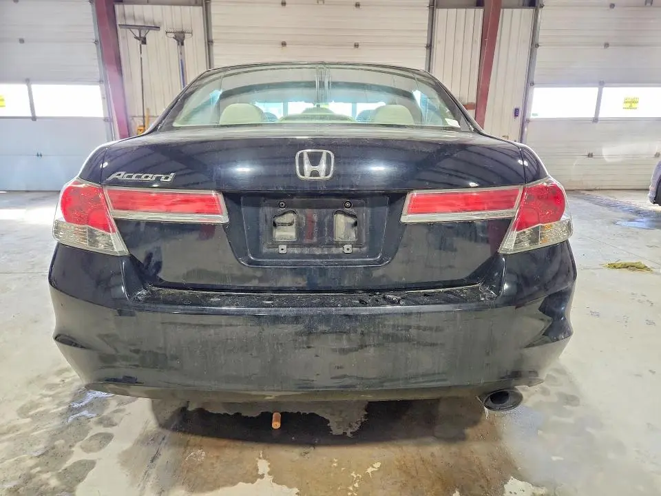 2012 HONDA ACCORD LX  