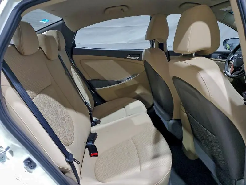 2013 HYUNDAI ACCENT GLS  