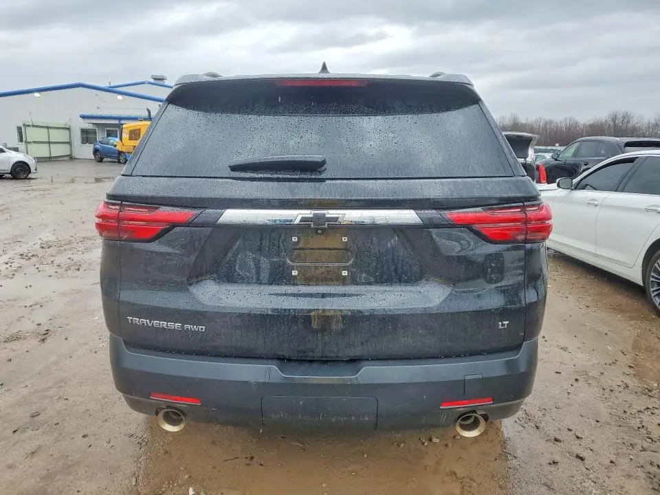 2023 CHEVROLET TRAVERSE LT  