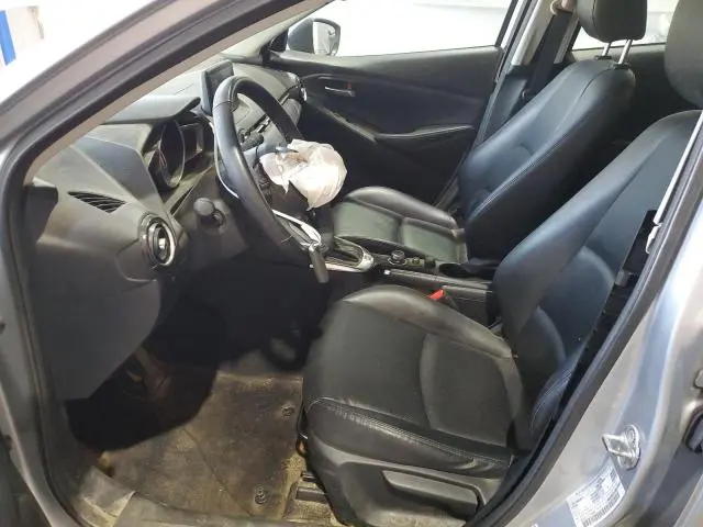 2020 TOYOTA YARIS LE  