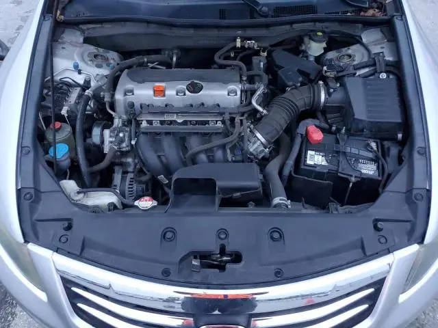 2011 HONDA ACCORD LX  