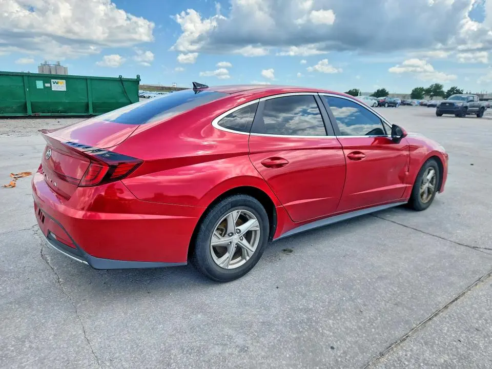 2021 HYUNDAI SONATA SE  