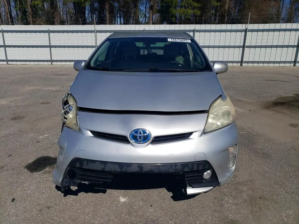 2015 TOYOTA PRIUS THREE  