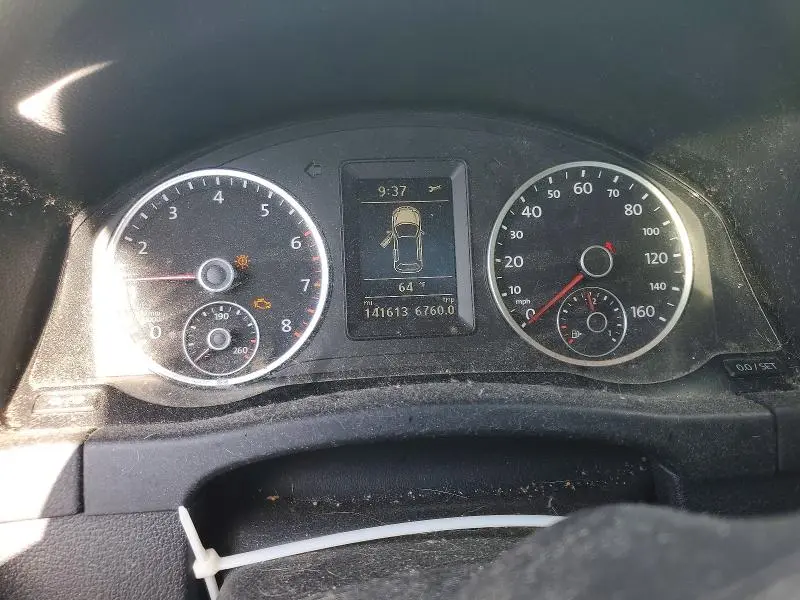 2013 VOLKSWAGEN TIGUAN S  