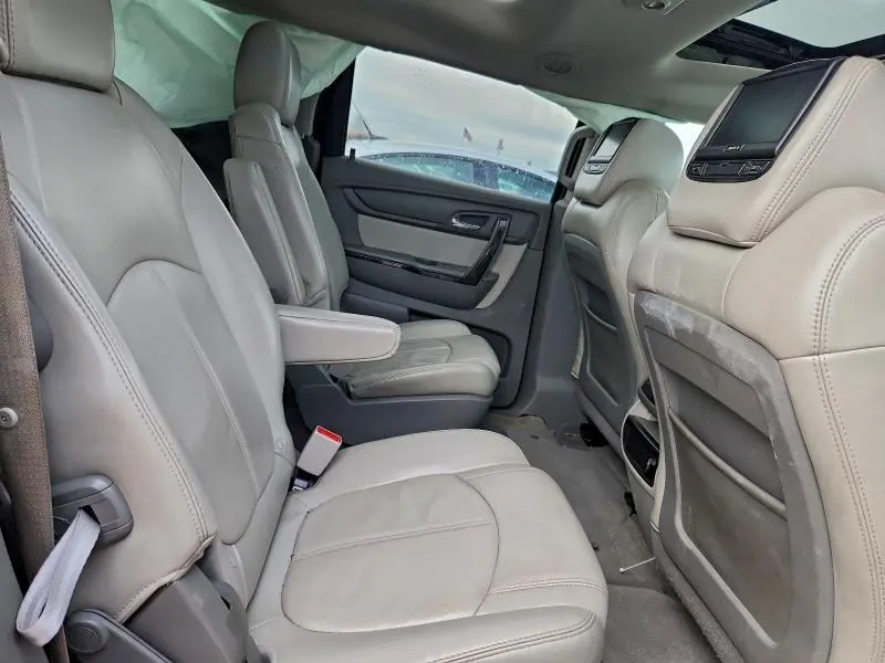 2013 GMC ACADIA SLT-2  