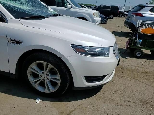 2018 FORD TAURUS SEL