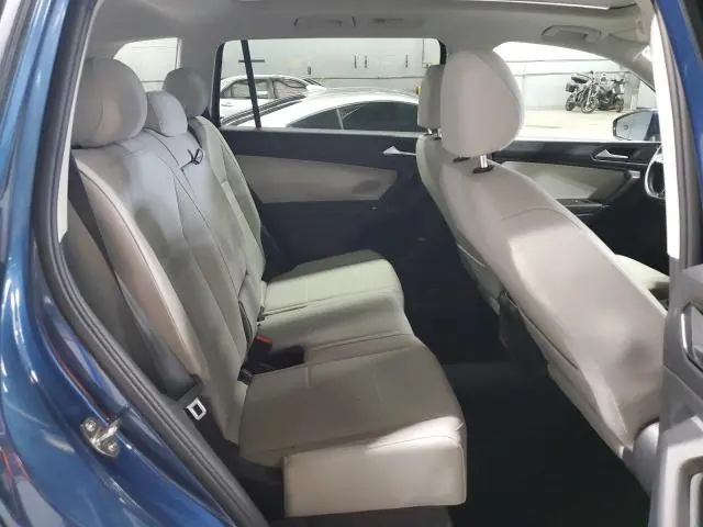 2018 VOLKSWAGEN TIGUAN SE  