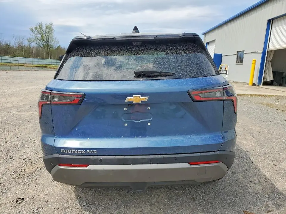 2025 CHEVROLET EQUINOX LT  