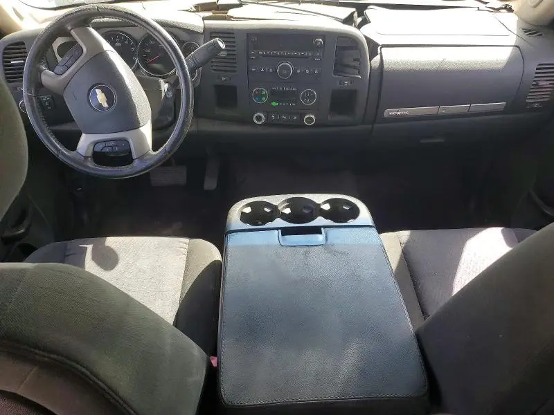 2011 CHEVROLET SILVERADO C1500 LT  