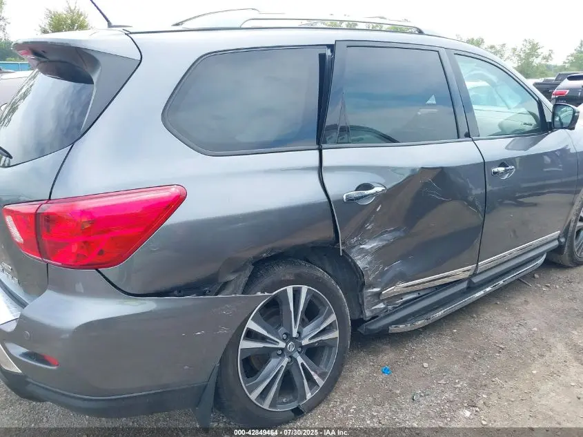 2018 NISSAN PATHFINDER PLATINUM