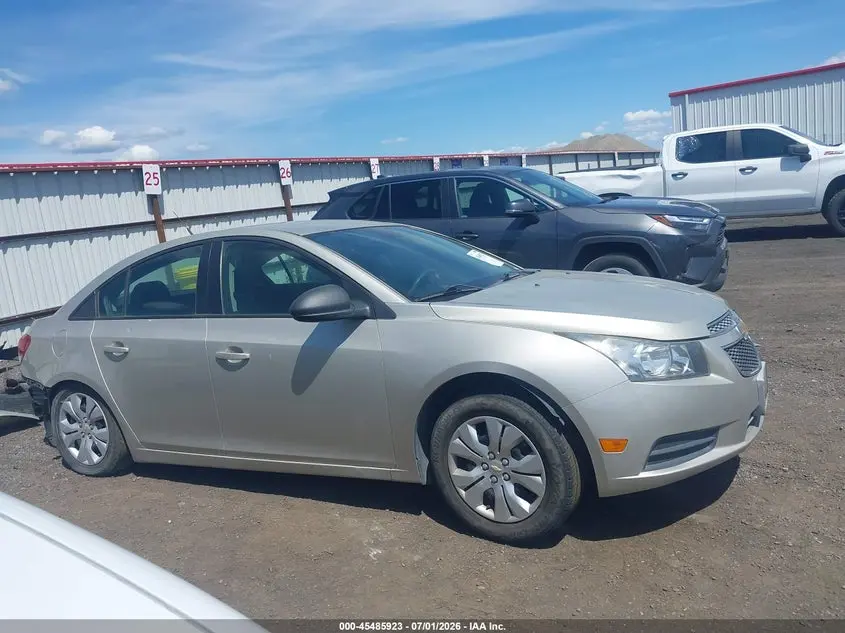 2013 CHEVROLET CRUZE LS