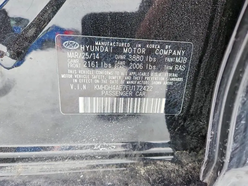 2014 HYUNDAI ELANTRA SE  