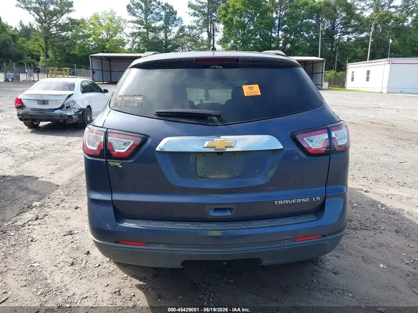 2013 CHEVROLET TRAVERSE LS