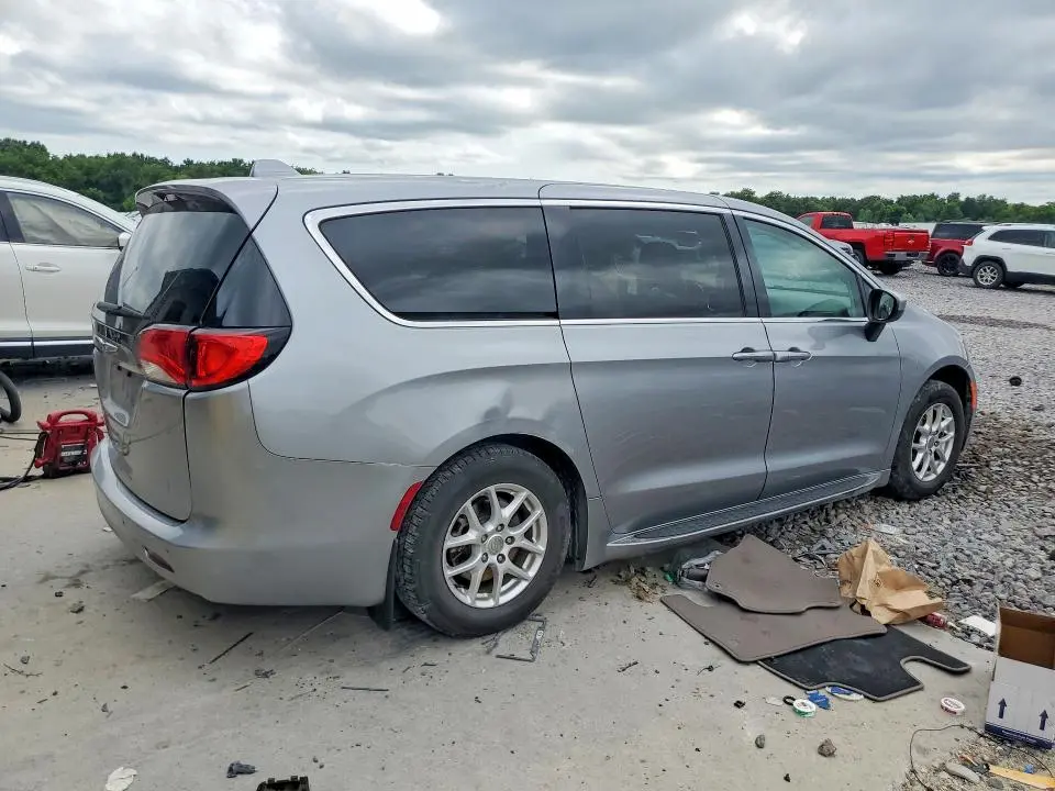 2019 CHRYSLER PACIFICA LX  