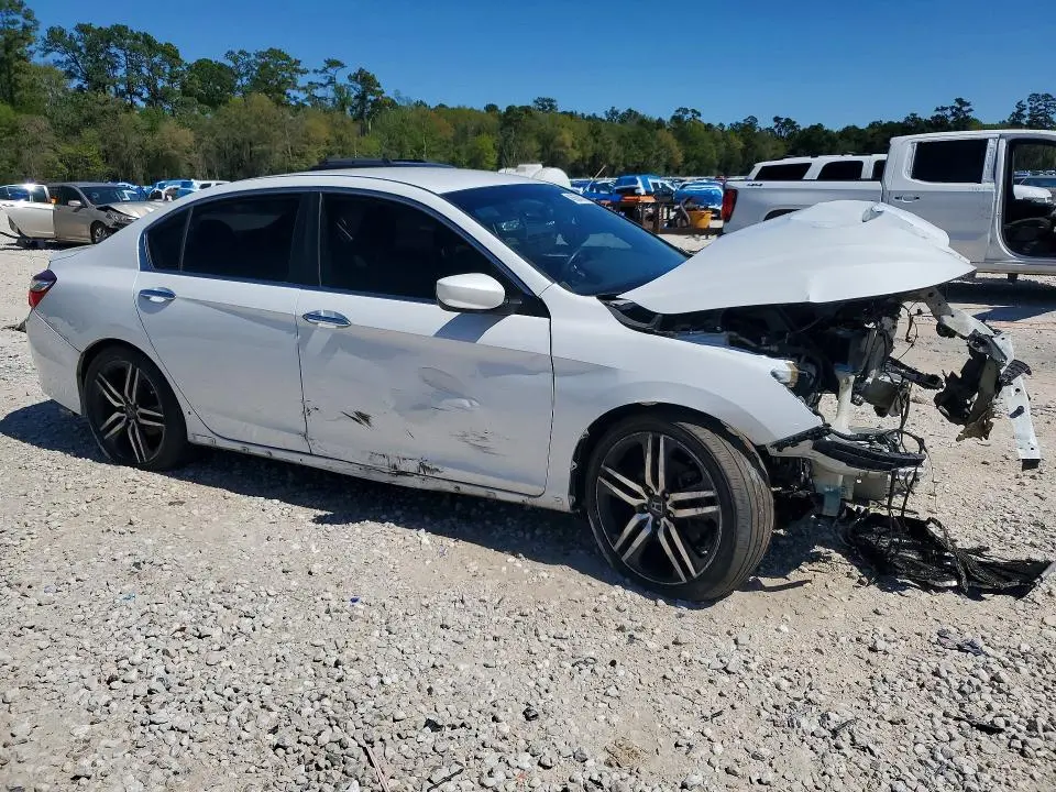 2017 HONDA ACCORD SPORT  