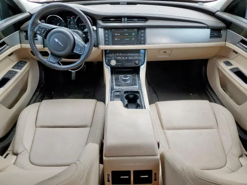 2017 JAGUAR XF PREMIUM